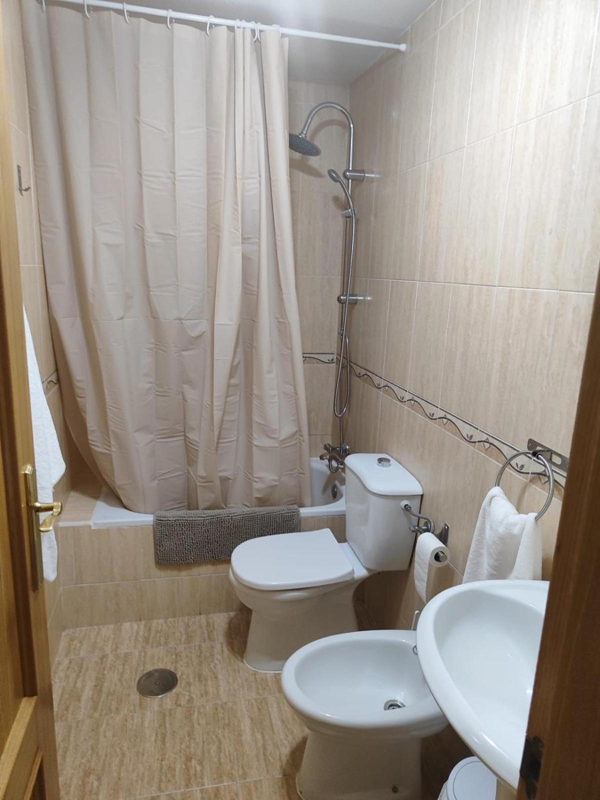 Turistico La Clase Apartment La Zubia (Granada)